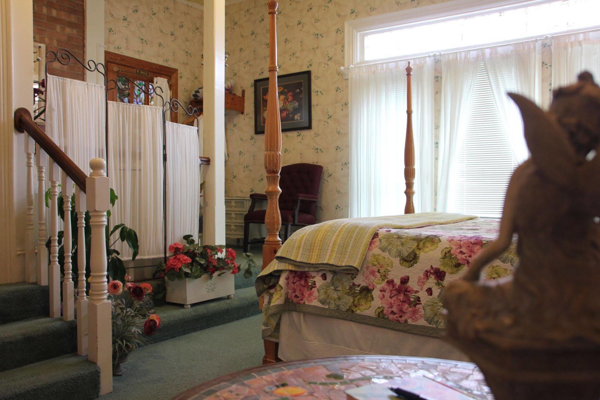 Hines Mansion Bed and Breakfast Provo Exteriör bild